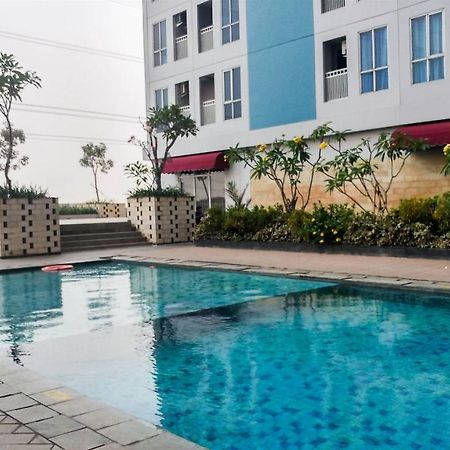 Comfortable Studio Apartment Grand Dhika City By Travelio Bekasi Esterno foto